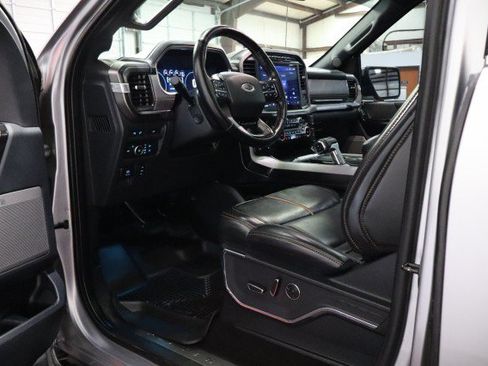 Used 2022 Ford F150 Platinum AWD/4WD image 31