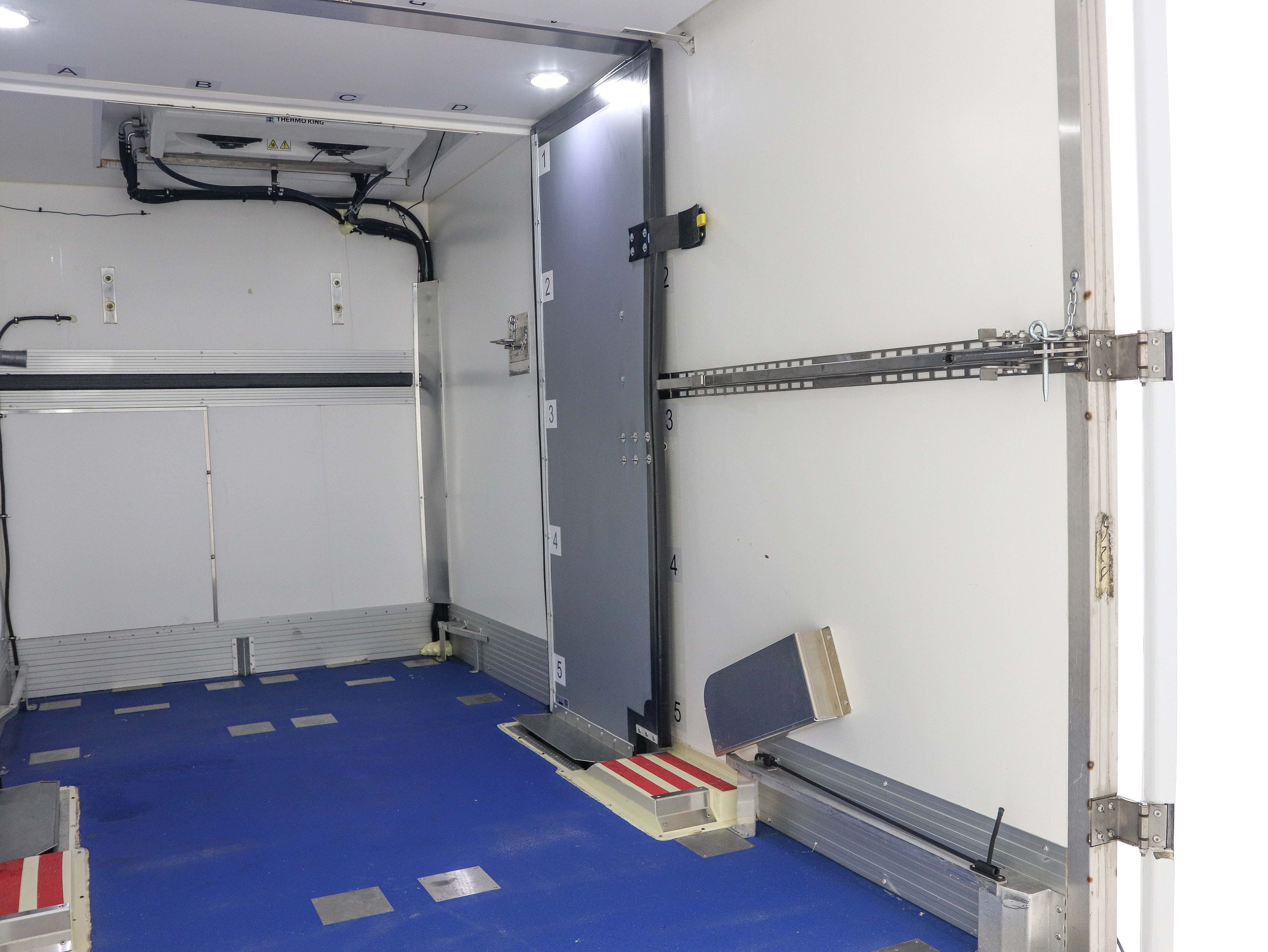 Used 2023 Ford E-350 and Econoline 350 Super Duty w/ Power Windows & Locks Group RWD image 10