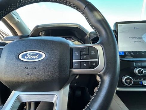 Used 2024 Ford Expedition Max Limited image 16