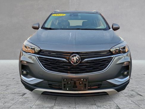 Used 2023 Buick Encore GX Essence w/ Experience Buick Package FWD image 2