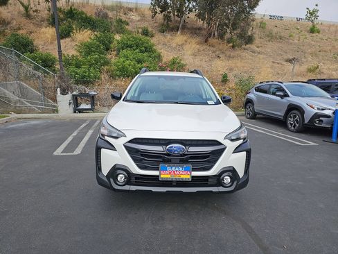 Used 2023 Subaru Outback Premium AWD/4WD image 12