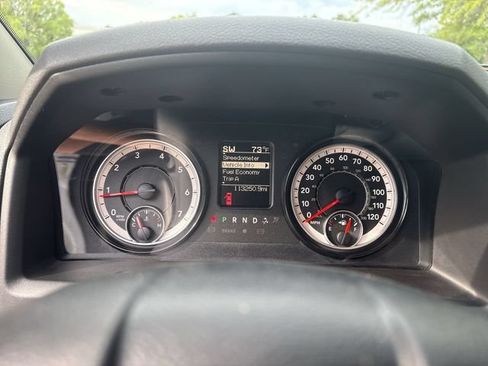 Used 2018 RAM 1500 Express RWD image 15