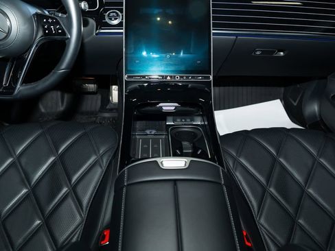 Certified 2022 Mercedes-Benz Maybach S 580 4MATIC image 39