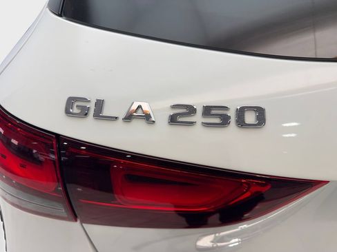 Used 2021 Mercedes-Benz GLA 250 image 21