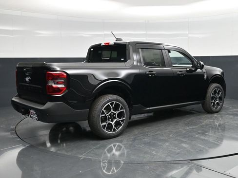 New 2026 Ford Maverick Lariat image 2