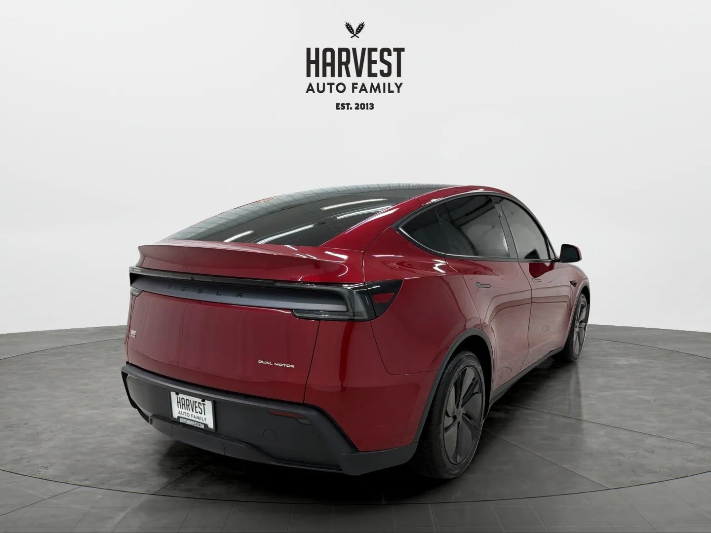 Used 2026 Tesla Model Y AWD image 6