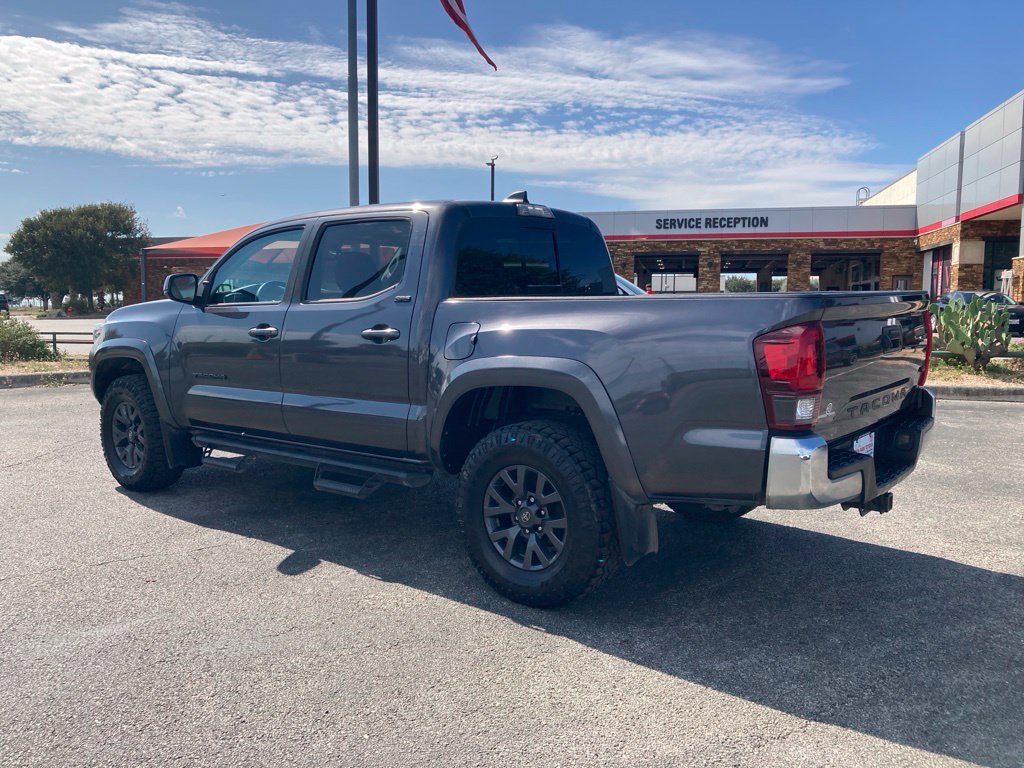 Used 2023 Toyota Tacoma SR5 RWD image 7
