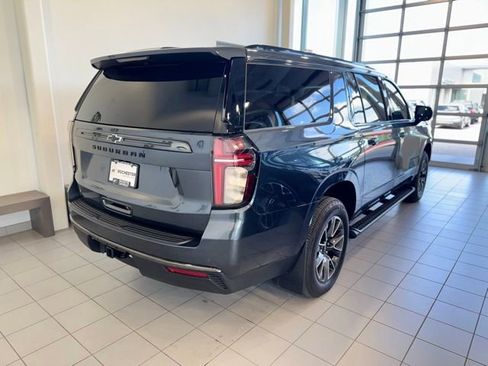 Used 2021 Chevrolet Suburban Z71 w/ Rear Media and Nav Package AWD/4WD image 42