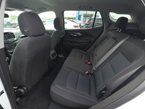 Used 2023 GMC Terrain SLE FWD image 28