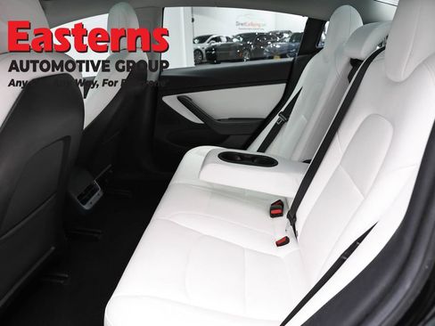 Used 2019 Tesla Model 3 Long Range image 16