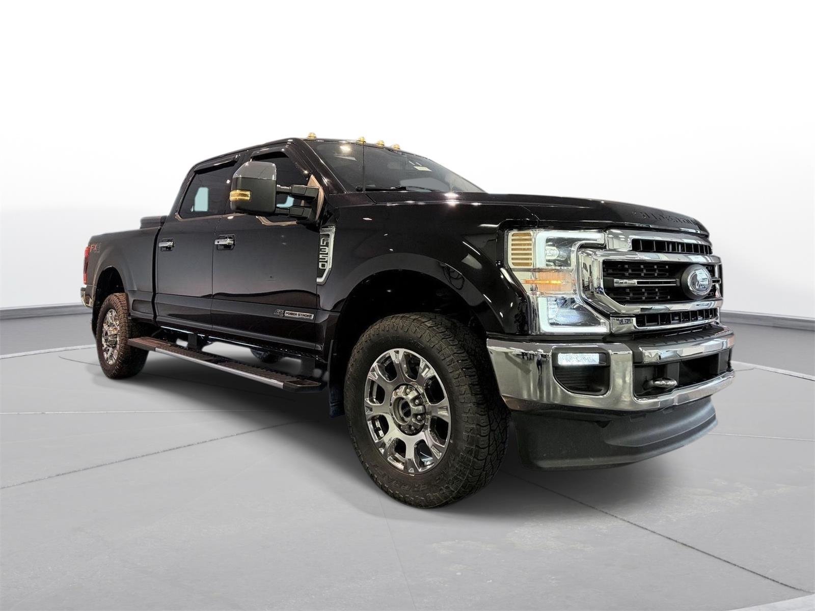 Used 2022 Ford F350 Lariat w/ Lariat Ultimate Package AWD/4WD image 9