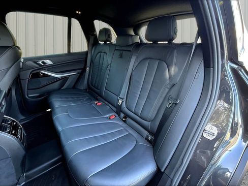Used 2019 BMW X5 xDrive40i w/ Convenience Package AWD/4WD image 19