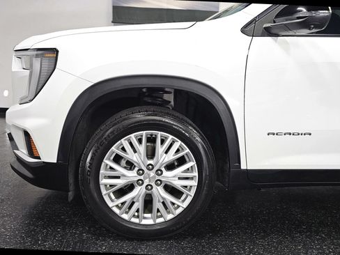 Used 2024 GMC Acadia Elevation FWD image 27