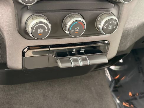Used 2022 RAM 1500 Big Horn RWD image 25