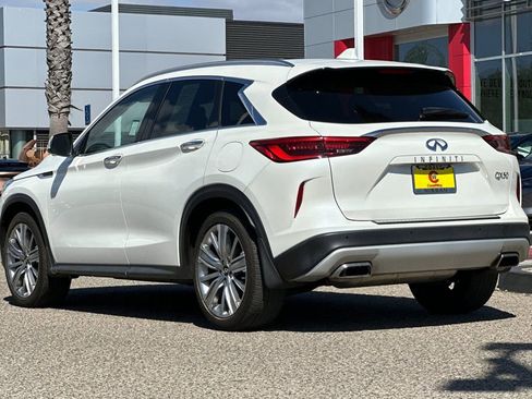 Used 2022 INFINITI QX50 Sensory image 6