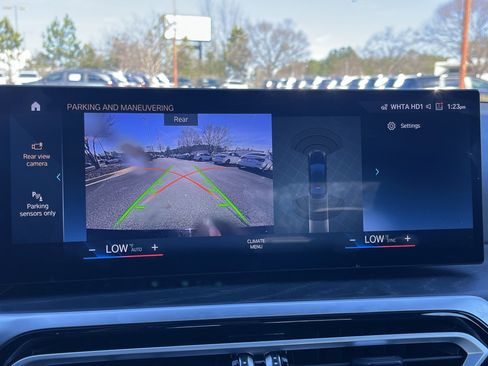 Used 2024 BMW 330i Sedan image 4