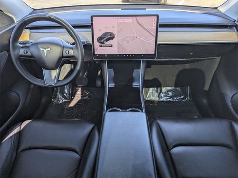 Used 2021 Tesla Model Y 2WD image 6