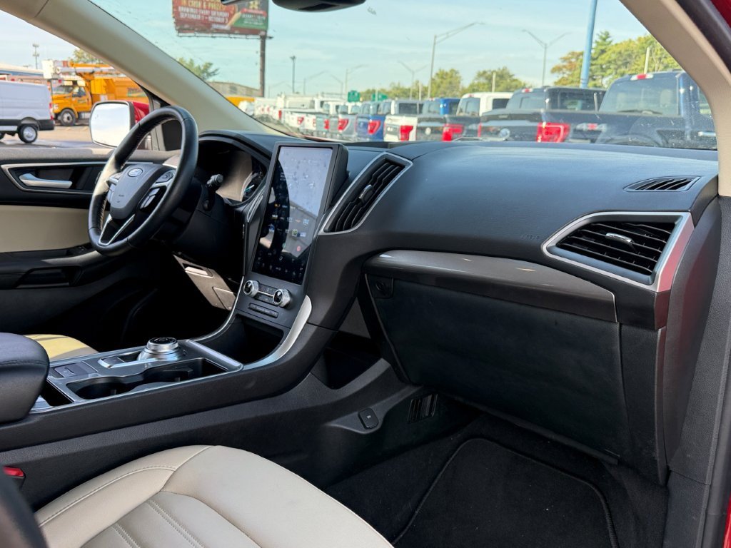 Used 2024 Ford Edge SEL w/ Convenience Package AWD/4WD image 22