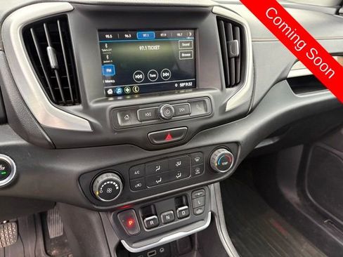 Used 2019 GMC Terrain SLE image 9