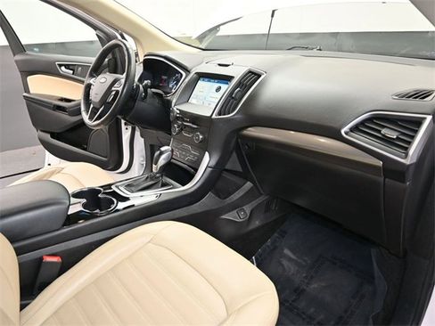 Used 2018 Ford Edge SEL w/ Equipment Group 201A image 24