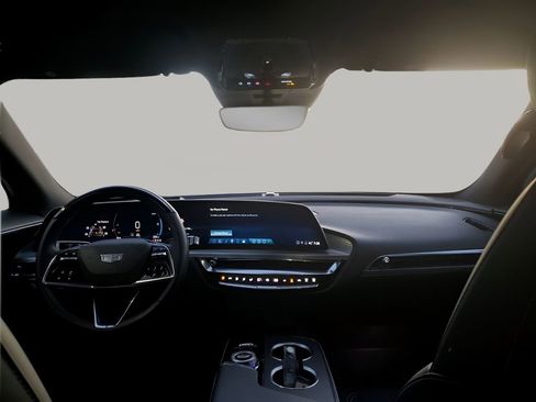 Certified 2024 Cadillac Lyriq Luxury w/ LPO, Floor Liner Package image 24