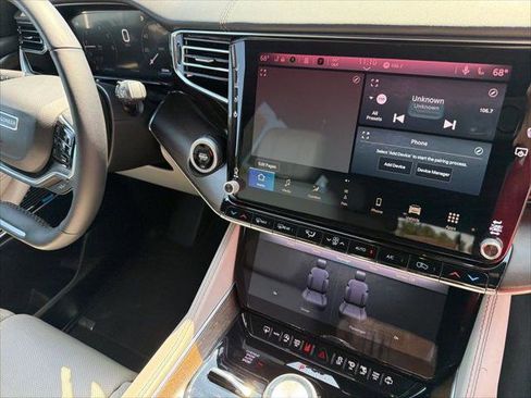 Certified 2025 Jeep Grand Wagoneer 4WD image 15