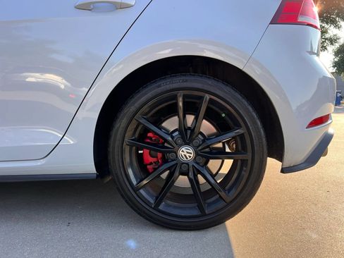 Used 2021 Volkswagen GTI SE FWD image 54