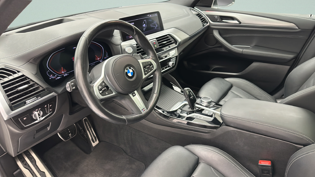 Used 2021 BMW X4 xDrive30i w/ Executive Package AWD/4WD image 12