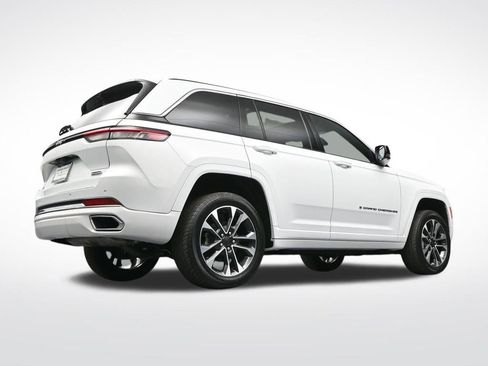 Used 2022 Jeep Grand Cherokee Overland w/ Adv Protech Group III image 29