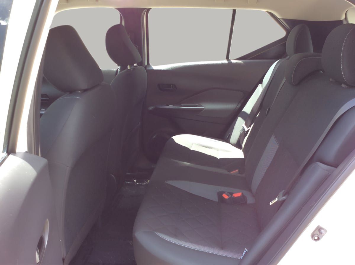 Used 2020 Nissan Kicks S FWD image 17