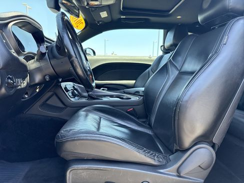 Used 2018 Dodge Challenger GT w/ Blacktop Package AWD/4WD image 15