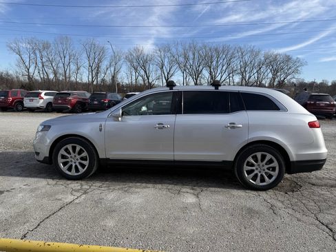 Used 2014 Lincoln MKT AWD w/ Equipment Group 201A image 6