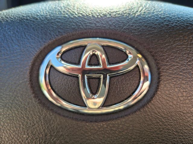 Used 2022 Toyota 4Runner TRD Off-Road Premium w/ Moonroof Package AWD/4WD image 35