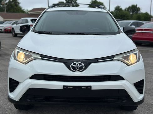 Used 2016 Toyota RAV4 LE w/ Preferred Accessory Package FWD image 3
