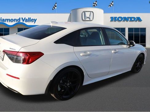 Certified 2022 Honda Civic Touring image 5