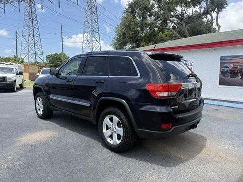 Used 2011 Jeep Grand Cherokee Laredo RWD image 6
