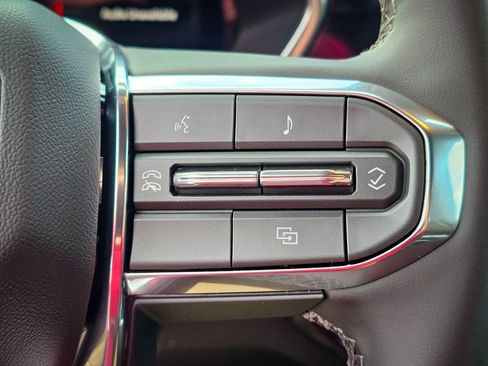 New 2026 GMC Canyon Elevation w/ Convenience Package image 19