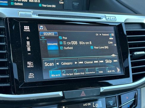 Used 2017 Honda Accord EX image 16