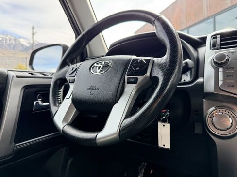 Used 2017 Toyota 4Runner SR5 image 10