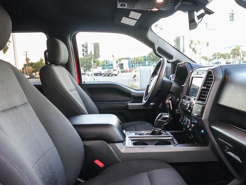 Used 2019 Ford F150 XLT w/ Equipment Group 302A Luxury image 18