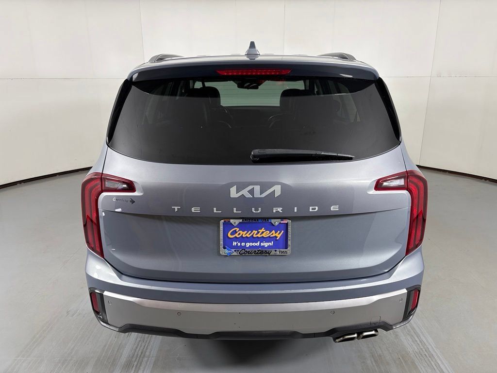 Used 2025 Kia Telluride S FWD image 7