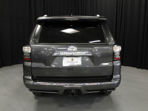 Used 2023 Toyota 4Runner Limited AWD/4WD image 38
