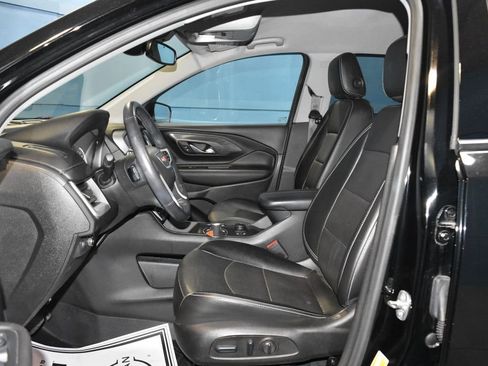 Used 2022 GMC Terrain SLT image 9