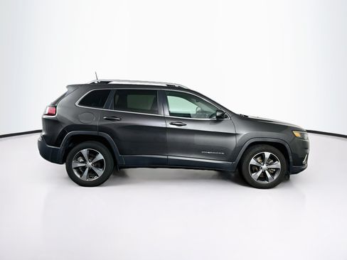 Used 2019 Jeep Cherokee Limited FWD image 10