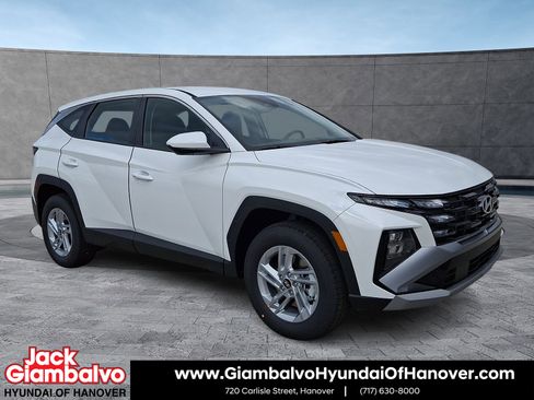 New 2026 Hyundai Tucson SE image 1