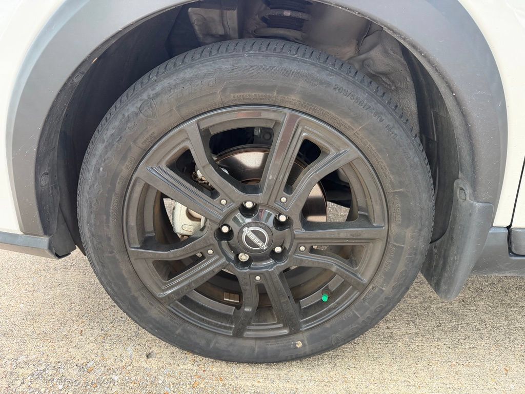 Used 2022 Nissan Kicks SV FWD image 7