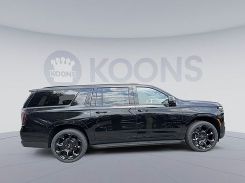 New 2026 Chevrolet Suburban RST w/ Advanced Technology Package AWD/4WD image 5