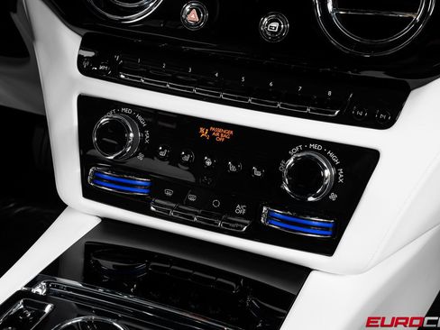 Used 2021 Rolls-Royce Ghost AWD/4WD image 30
