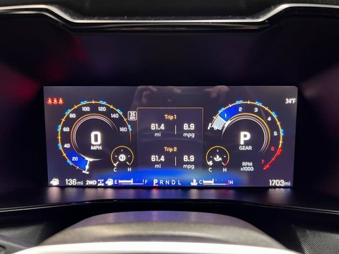 Used 2025 Chevrolet Colorado Z71 w/ Technology Package image 24