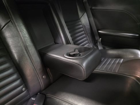 Used 2010 Dodge Challenger R/T RWD image 46
